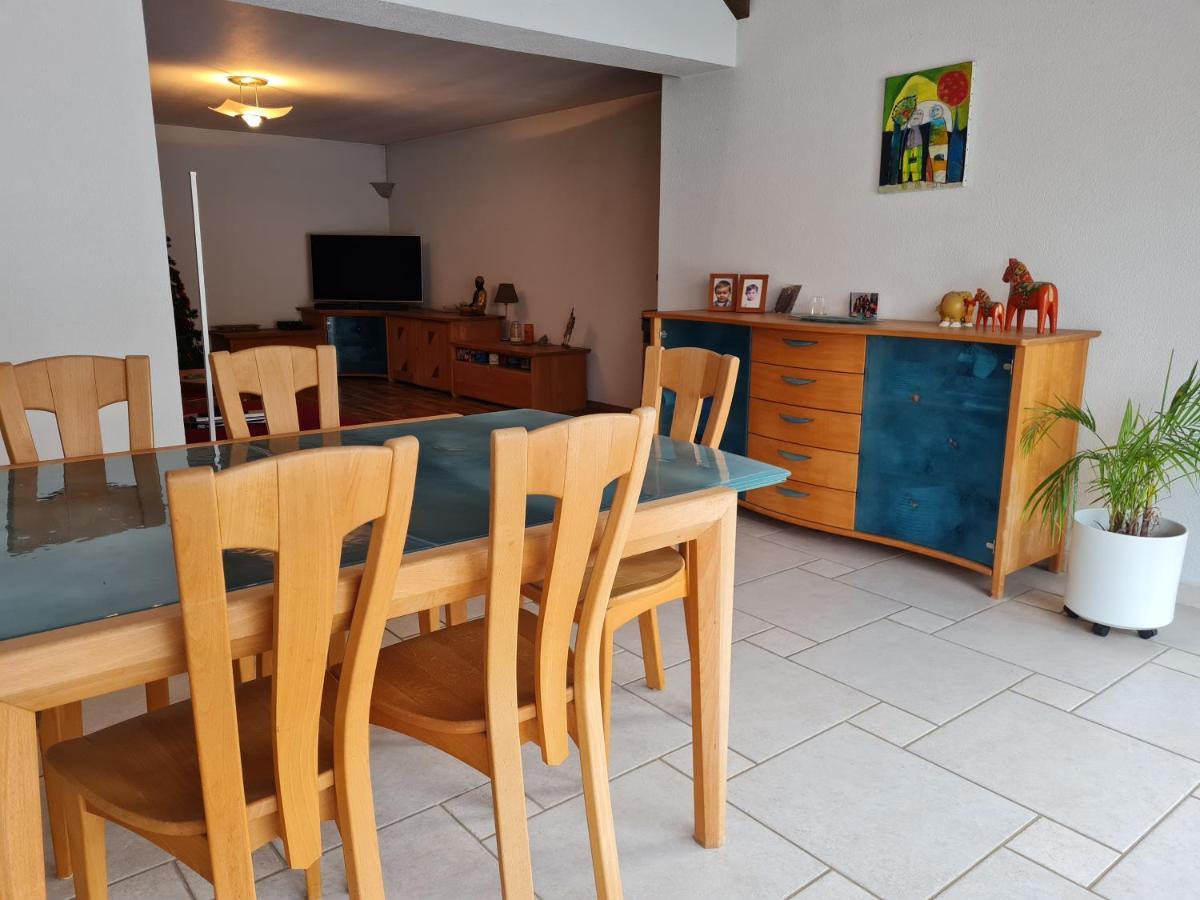 Repos Rouge-Plaisir Au Milieu Des Chevaux Apartamento Kembs Exterior foto